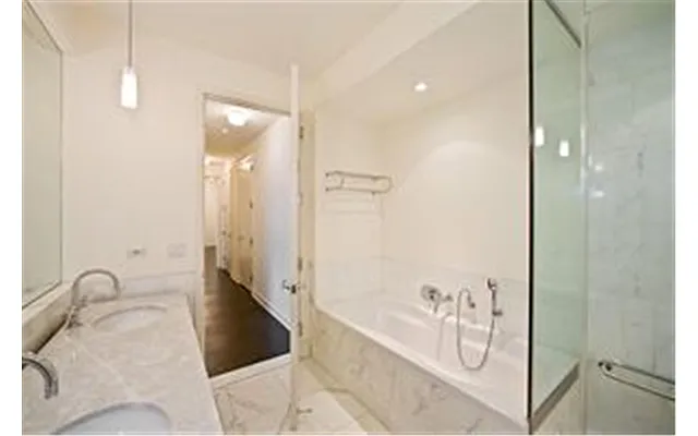 Sold by Douglas Elliman | media 14
