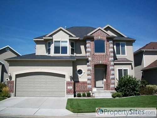 1st image of 1144 W On The Green Way