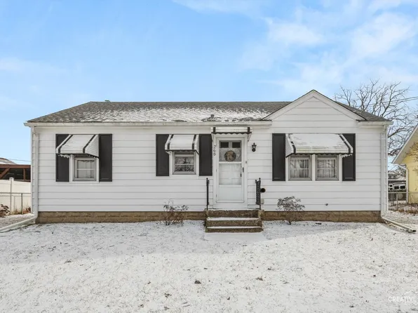 268 S Adams St, Oswego, IL 60543