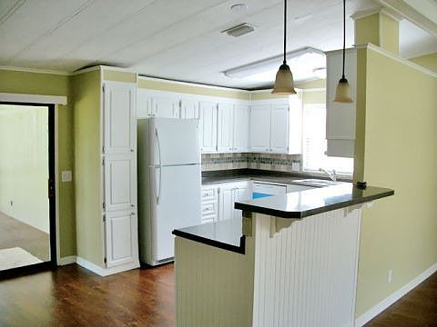 3rd image of 1924 Madera Dr