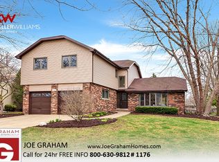 912 Caprice Dr, Shorewood, IL 60404