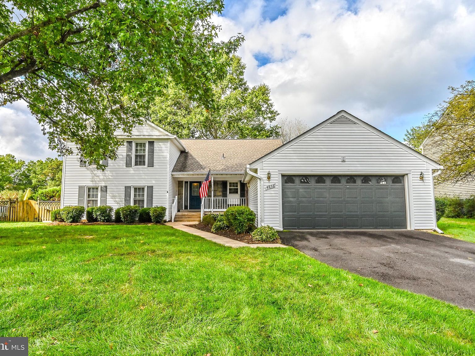 5608 Rowena Dr, Centreville, VA 20120 | MLS #VAFX2148126 | Zillow