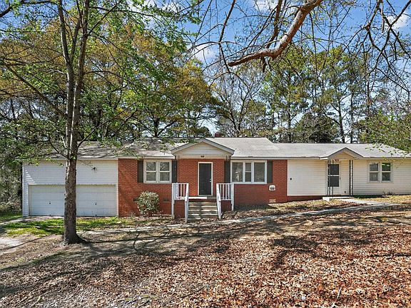 2nd image of 5 Larkin Ct