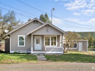 10910 N Thorp Hwy, Thorp, WA, 98946