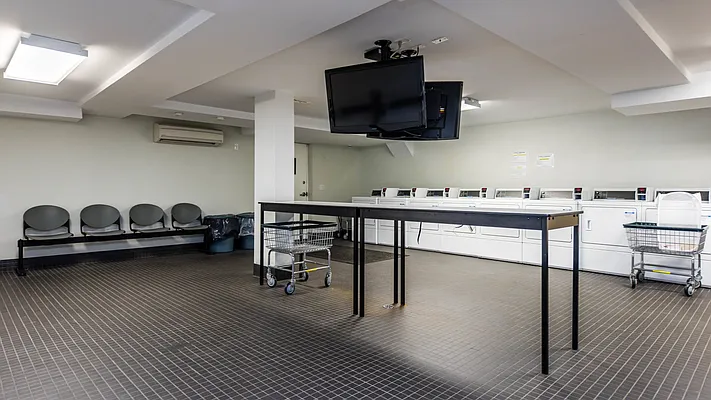 Rented by Nooklyn NYC LLC | media 21