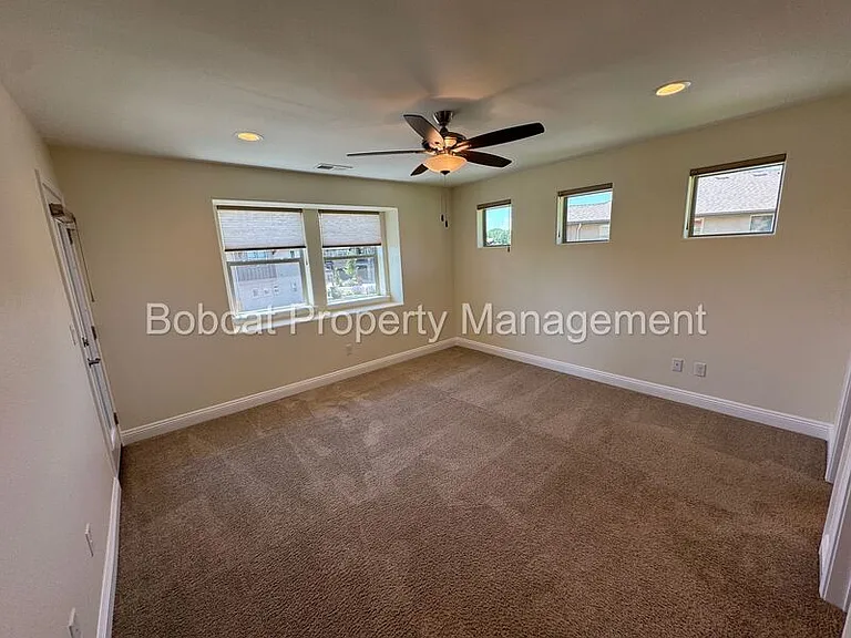 1226 Saltern Dr — Photo 13