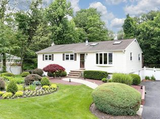 422 Kings Hwy, Valley Cottage, NY 10989