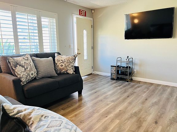 3rd image of 3031 S Adrienne Dr