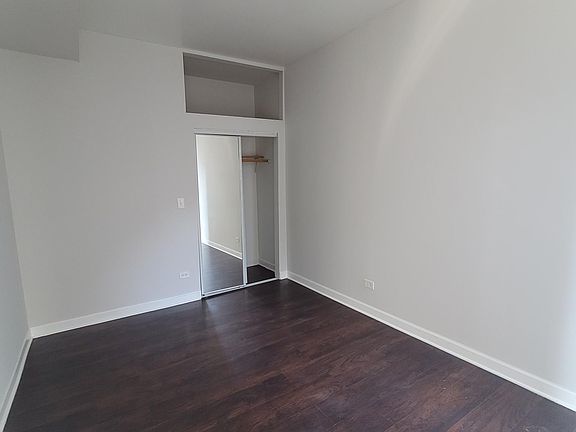 3rd image of 2228 S Sawyer Ave #2