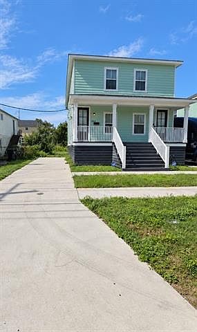 1st image of 3018 Spain St