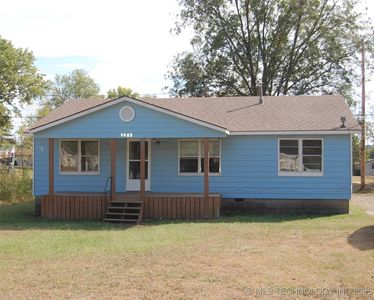 1403 W Division St, Henryetta, OK, 74437