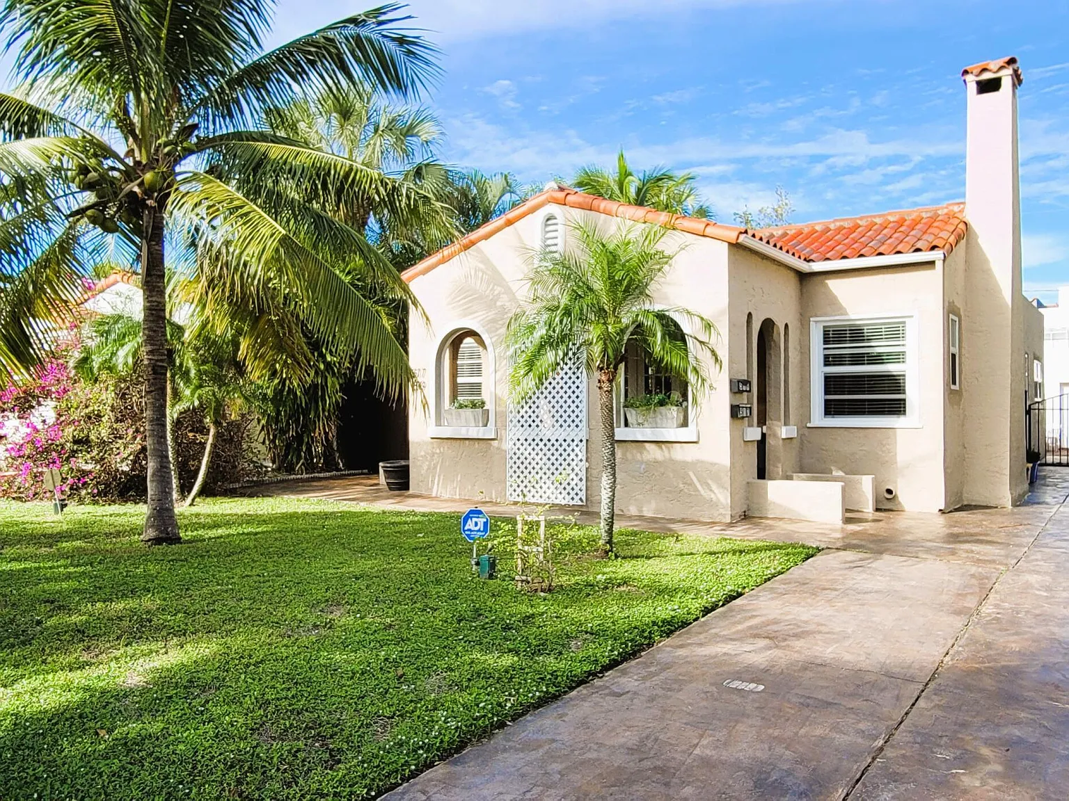 2 bed, 1.5 bath, 1406 sqft, $3,150 — Photo 1