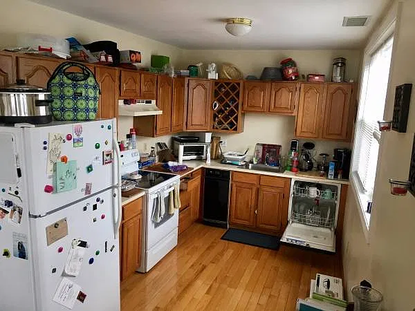 2 bed, $3,100 — Photo 1