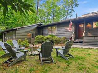 233 Narrows Rd, Sapphire, NC 28774