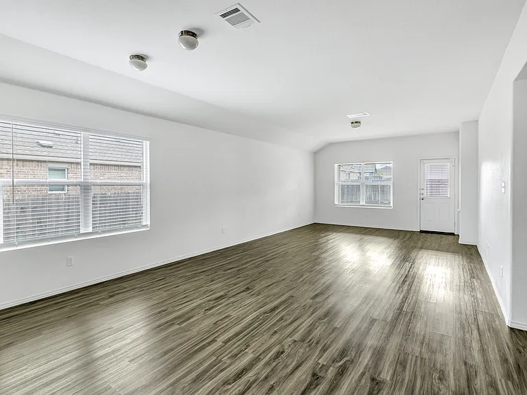 21316 Quick Fox Dr — Photo 37