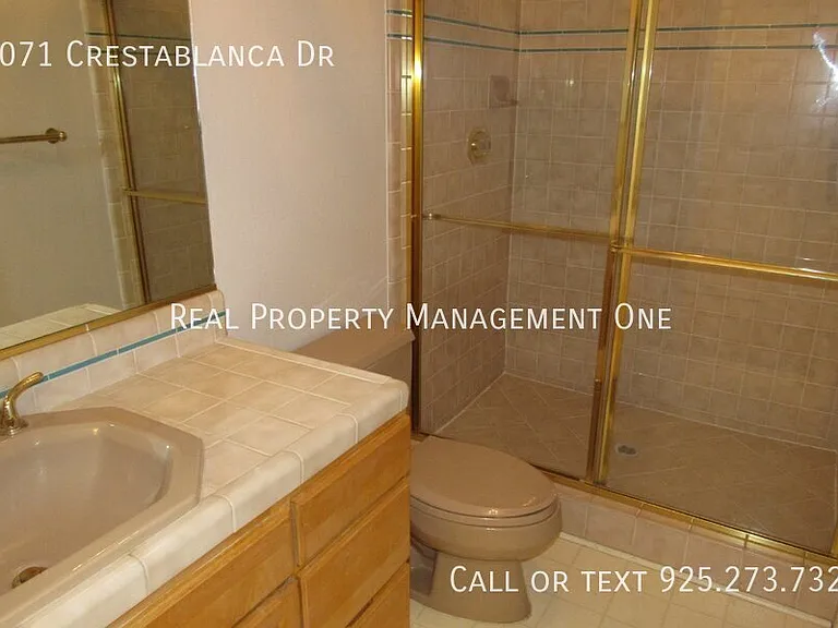 3071 Crestablanca Dr — Photo 26