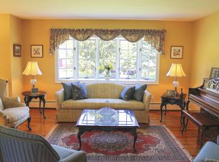 4 Badami Dr, Middletown, NY 10941