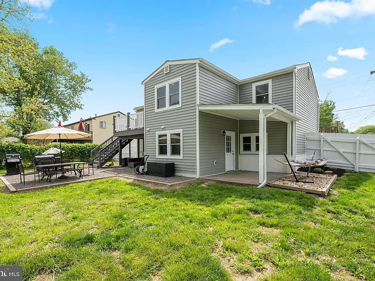 972 Log College Dr — Photo 37