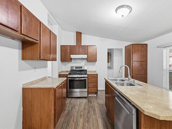 4th image of 4328 Godley Rd