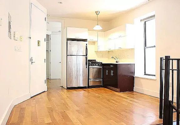 2nd image of 1058 Bergen St APT 2LB