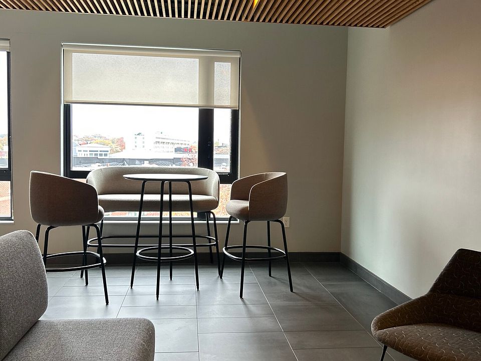 2nd image of 150 Camden St #103