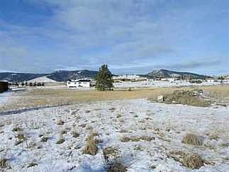 2nd image of 40946 Sunnyview Loop