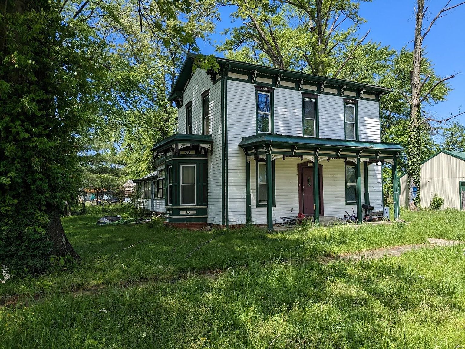 711 N Pine St, Sandoval, IL 62882 Zillow