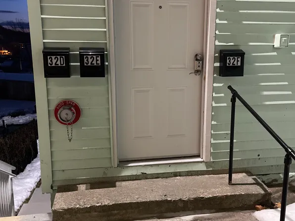 32 E Ashburnham Hill Rd #32E, Fitchburg, MA 01420