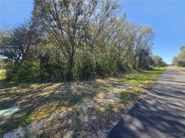 8640 W Basilico St, Crystal River, FL 34428
