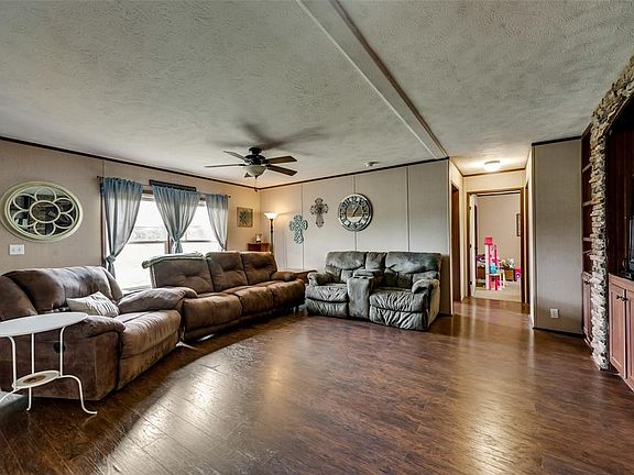5th image of 200 N Milam Ave