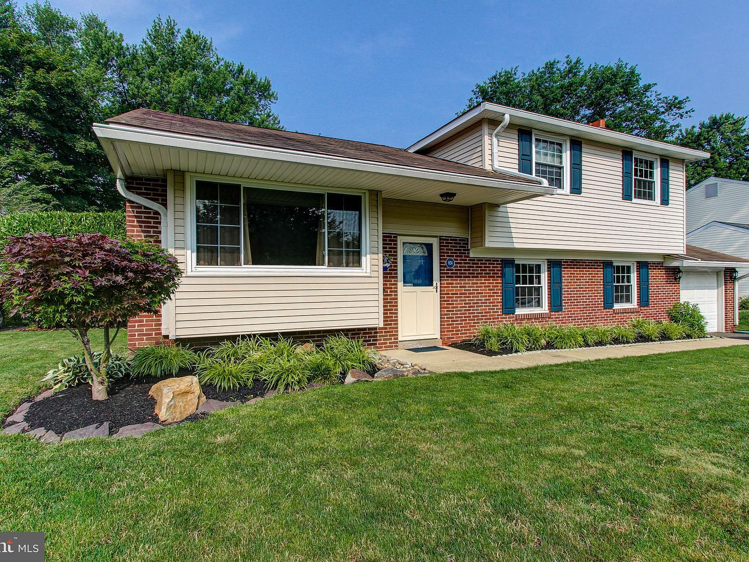 824 Pelham Ave, Warminster, PA 18974 Zillow