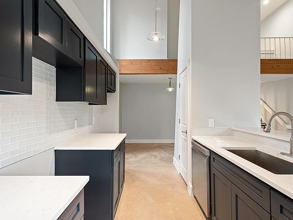 4th image of 1601B Summer Creek Ct #937018