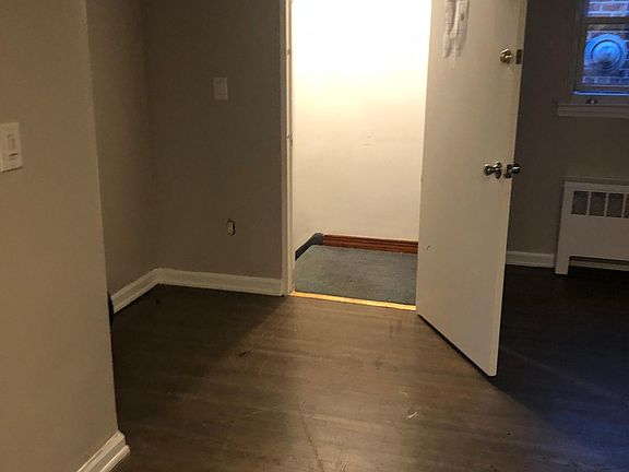 3rd image of 3283 Spencer Dr #2