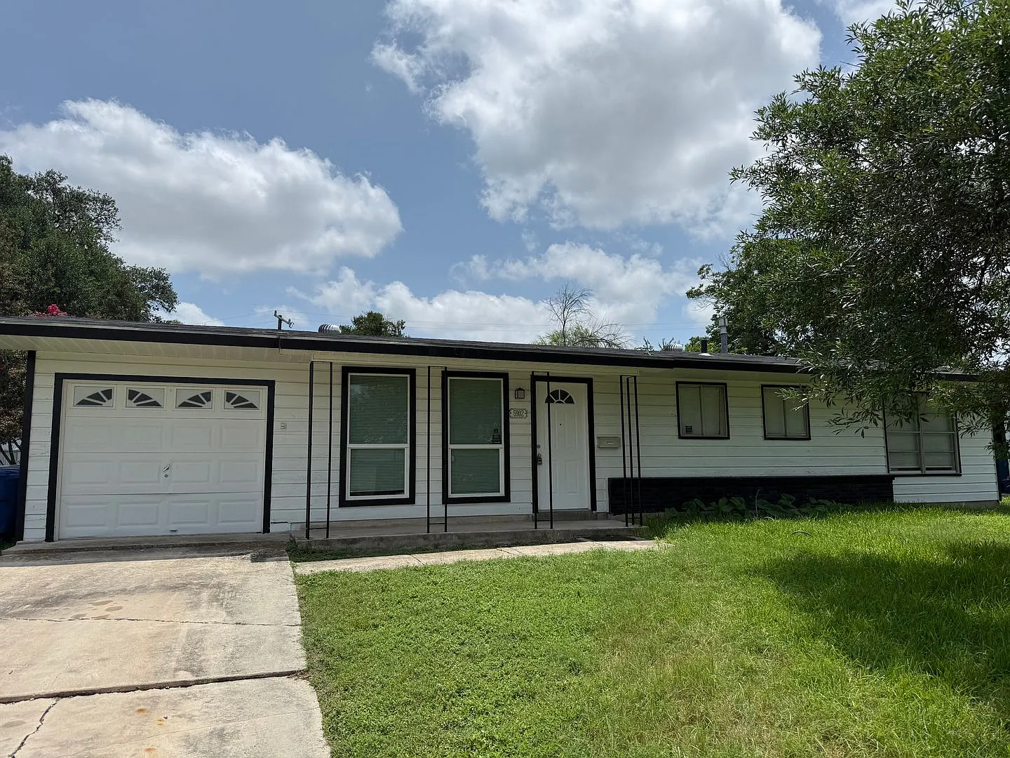 Updated 3-Bedroom Home with No Carpet & Modern Finishes — Photo 1