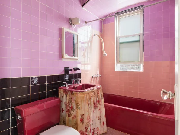 594 East 92nd Street image 11 of 21