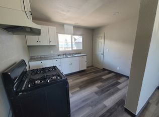 449 S Park St APT 2, Porterville, CA 93257
