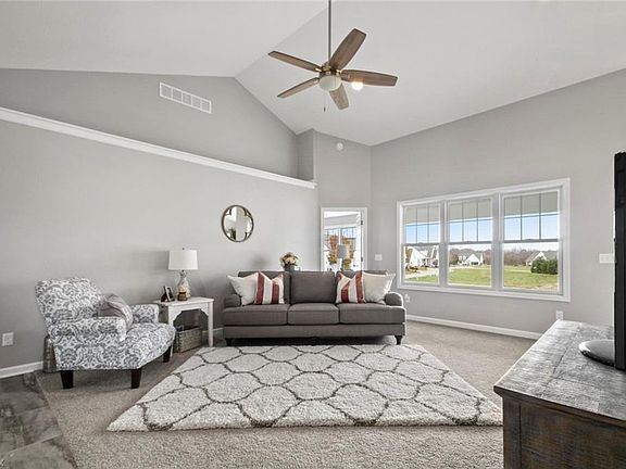 5th image of 241 Saybrook Dr #32