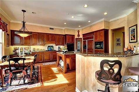 5th image of 1608 Vista Oaks Way