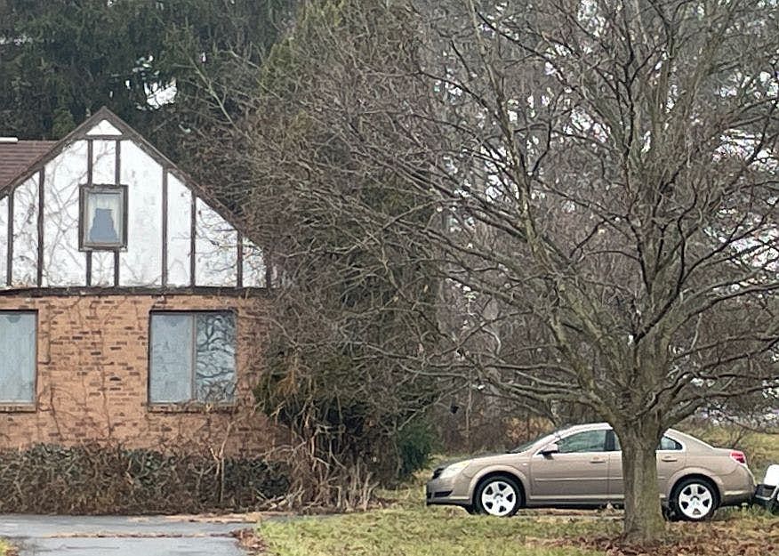 2nd image of 776 Shepherd Ln