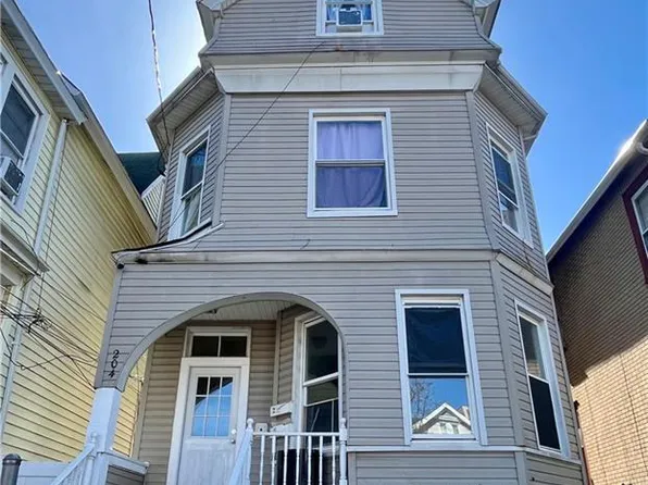 204 Redmond St #1, New Brunswick, NJ 08901