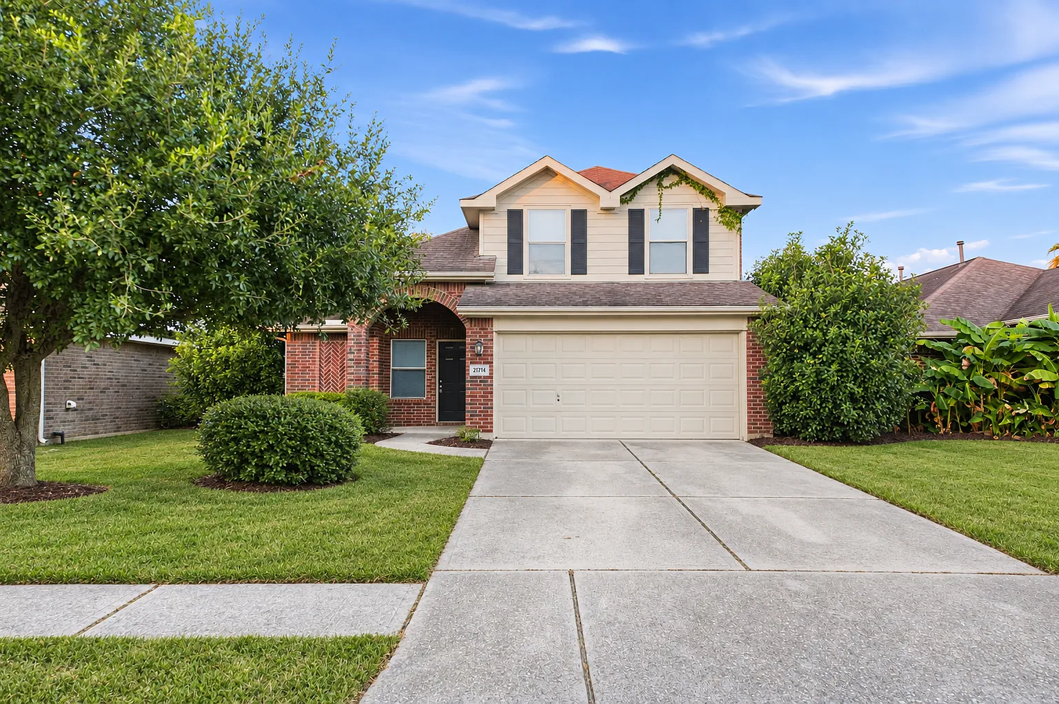 4 bed, 2.5 bath, 2252 sqft, $2,750 — Photo 3