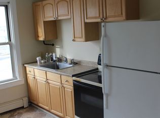 41 Hamilton Ave APT 2, Groton, CT 06340