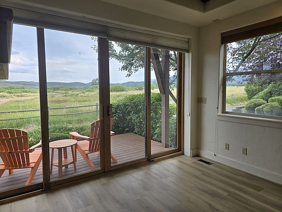 2nd image of 6020 Park Ln S #71
