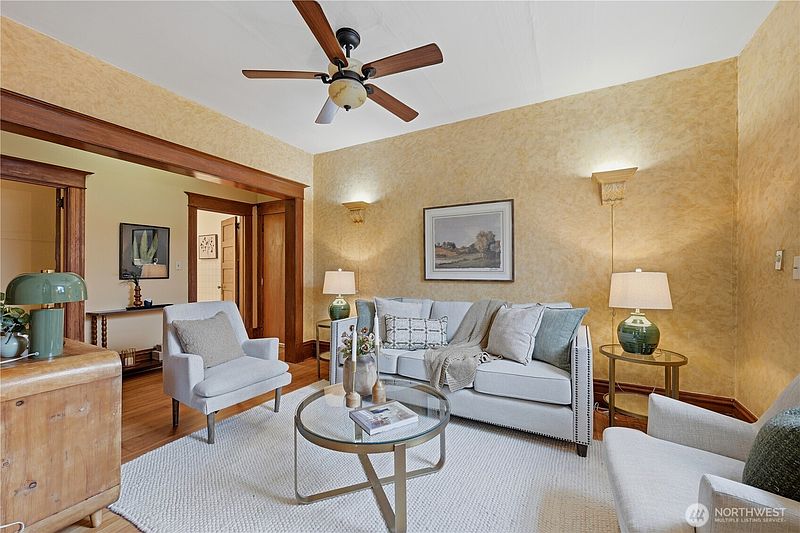 3rd image of 7 Harrison Street #2