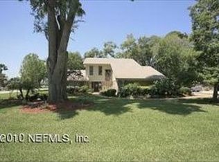 1216 Trailwood Dr, Neptune Beach, FL 32266