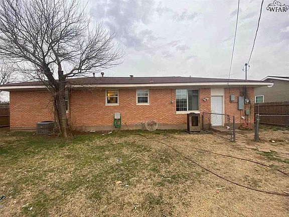 4th image of 802 Van Horn St