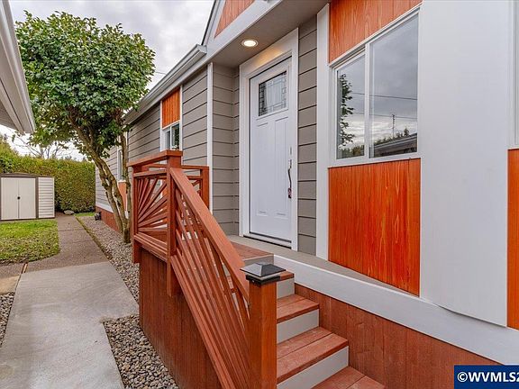 5th image of 5422 Portland Rd NE Unit 111