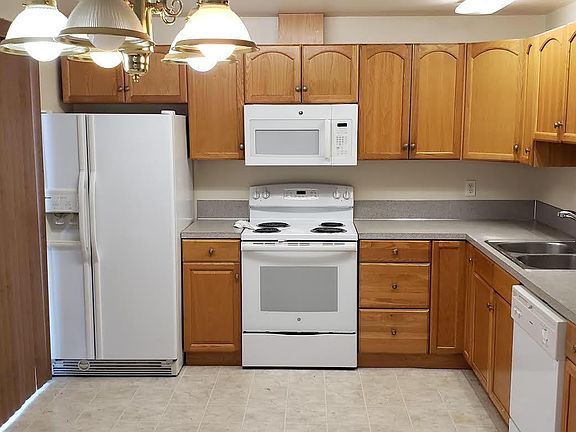 3rd image of 2309 S Sprague Ave