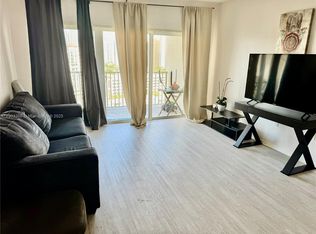 300 Bayview Dr APT 1903, Sunny Isles Beach, FL 33160