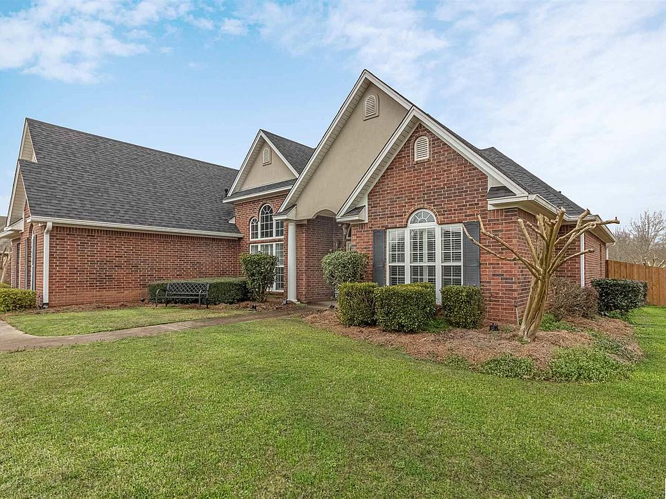 428 E Frenchmans Bend Rd, Monroe, LA 71203 Zillow